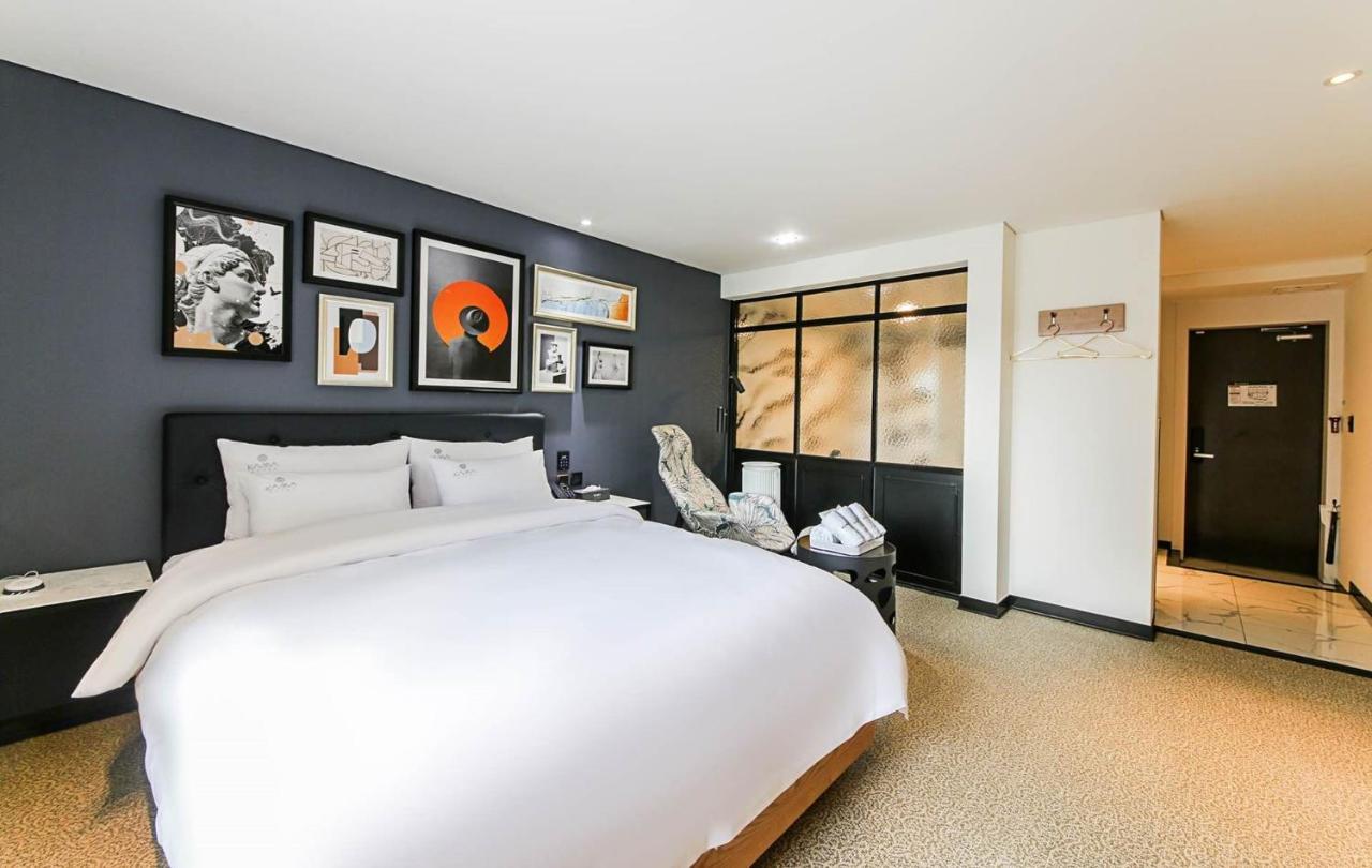 Kama Hotel Jeonju Eksteriør bilde